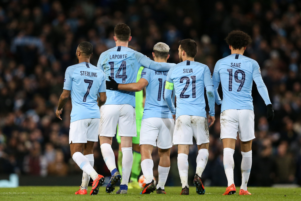 多特蒙德球迷挂横幅，反对海外比赛并攻击西甲高层