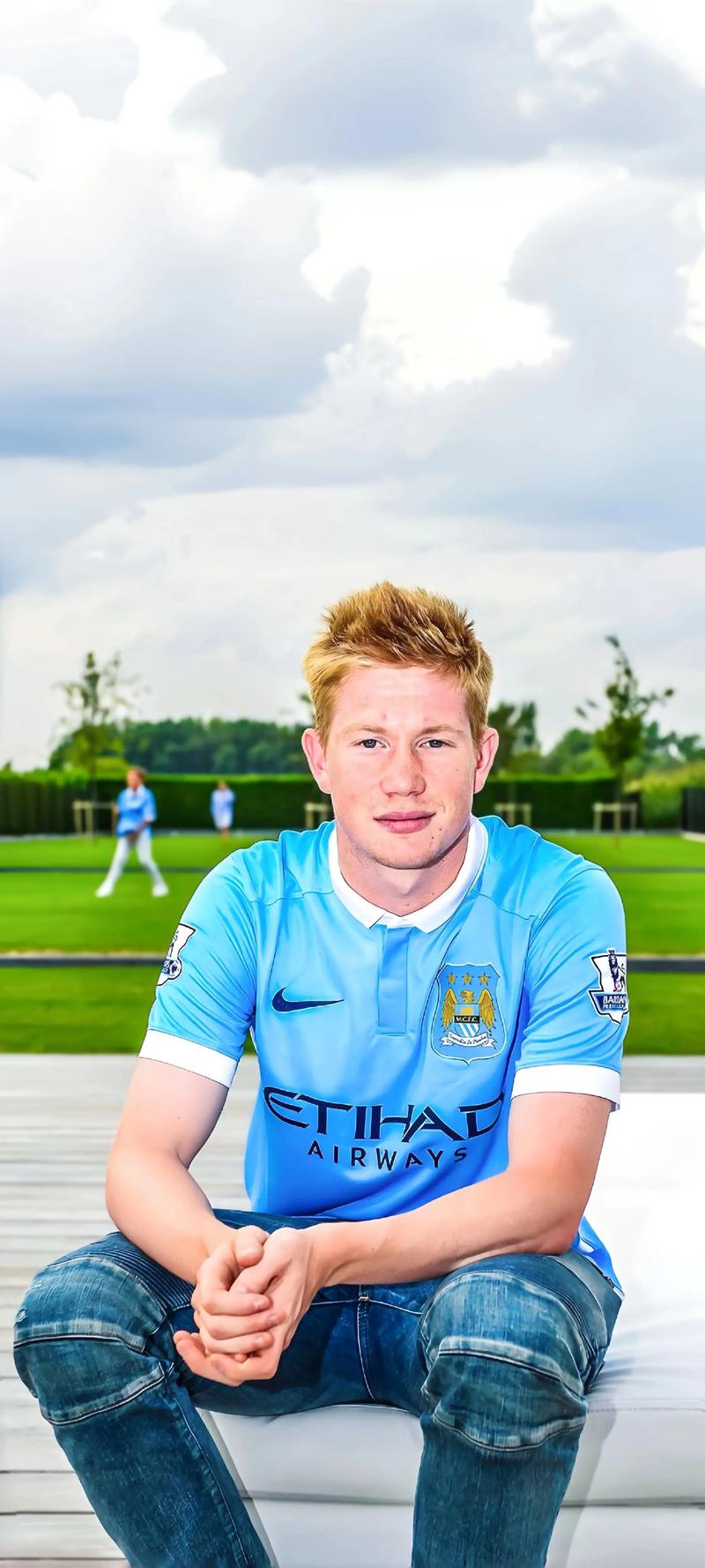 尤文官方：弗拉霍维奇左长收肌肌肉肌腱交界处严重损伤