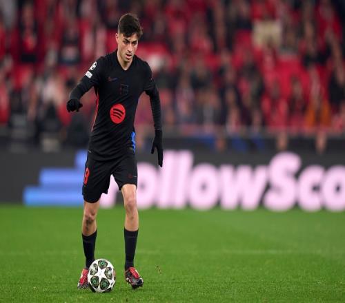 TA评选明年世界杯百大球星：梅西仅第八！C罗高居第25！