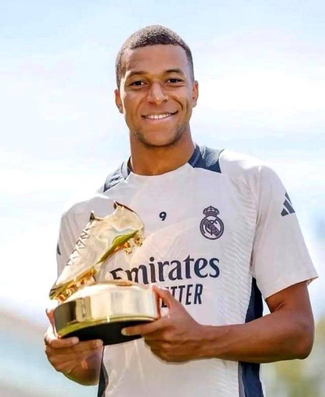 恭喜邵佳一！国足喜添一位新门神，一己之力征服一群外国主力球员