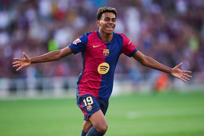 欧冠：巴黎大胜曼联 内马尔建功